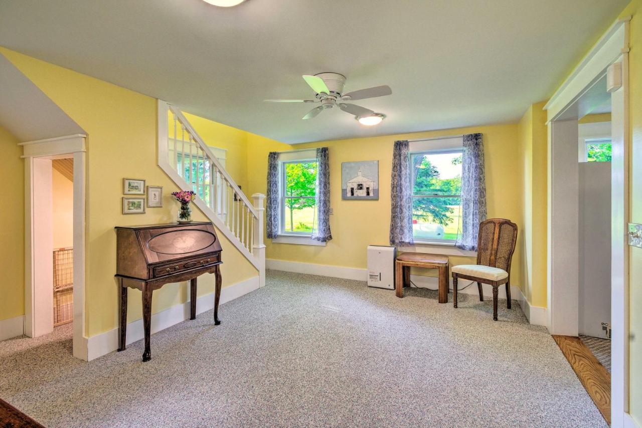 Charming Stanley Home With Yard, 7 Mi To Seneca Lake Дженива Экстерьер фото